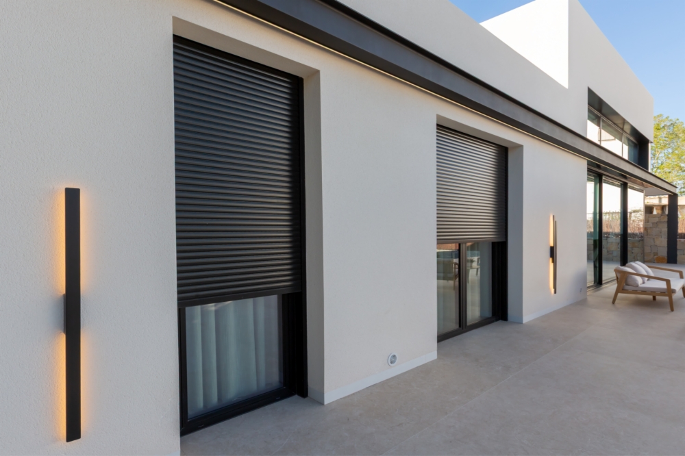 Saxun roller shutters on a contemporary villa
